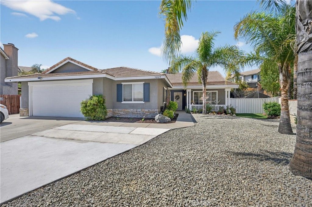 Photo of 31009 Lausanne St, Lake Elsinore, CA 92530 (MLS # IG26077266)
