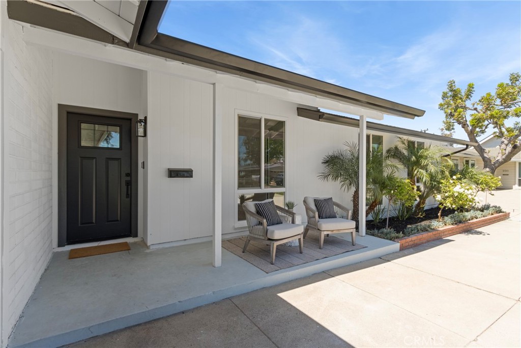 3001 Tigertail Drive