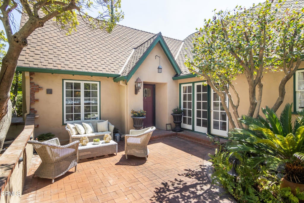 1144 Tierra Alta Drive