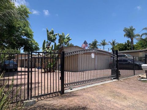 122 Eaton Way Vista CA 92084