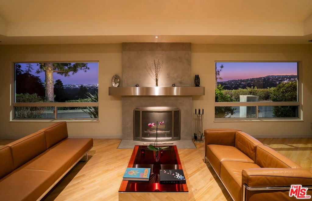 1270 Lago Vista Drive