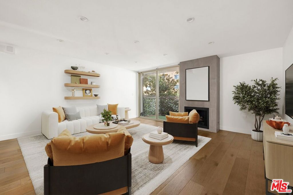 Photo of 2019 S Bentley Avenue #10, Los Angeles, CA 90025 (MLS # 26998397)