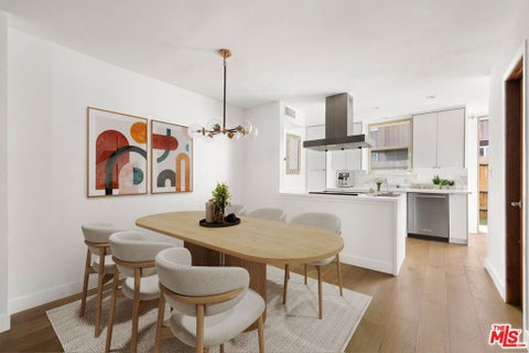 Photo of 2019 S Bentley Avenue #10, Los Angeles, CA 90025 (MLS # 26998397)
