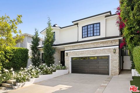 2543 Patricia Avenue Los Angeles CA 90064