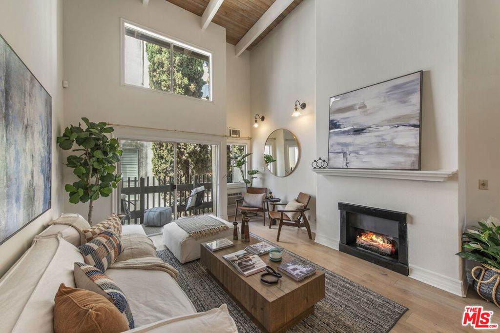 Properties 1 11954 Goshen Avenue 204