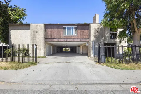 11131 Dodson Street Unit 7, El Monte, CA 91733 - MLS#: 25587289