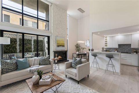 Photo of 1007 S Catalina Avenue #109, Redondo Beach, CA 90277 (MLS # SB25249085)