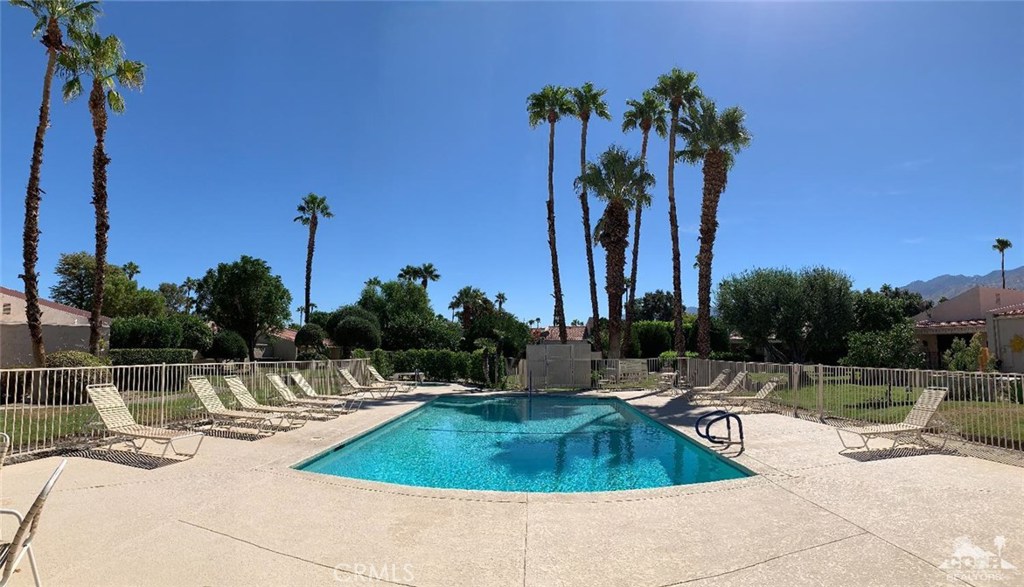 Palm Springs C.C. - Residential