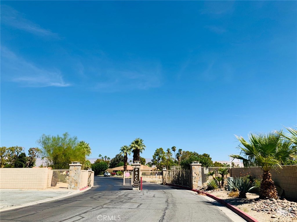 Palm Springs C.C. - Residential