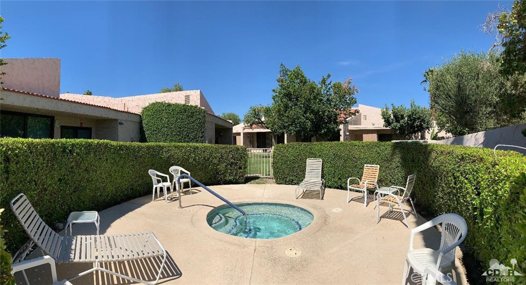 Palm Springs C.C. - Residential