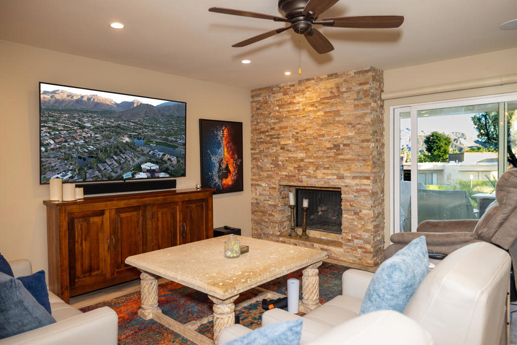 72487 Rolling Knoll Drive