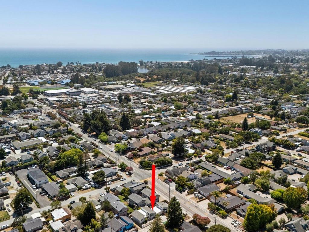 17th Avenue