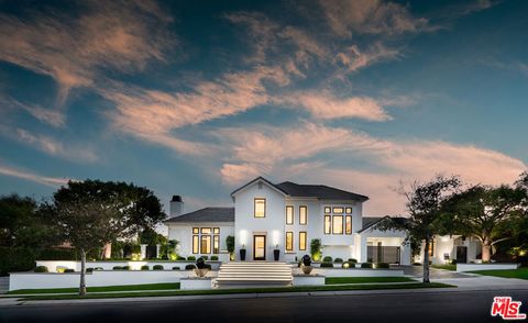 Photo of 25430 Prado De Azul, Calabasas, CA 91302 (MLS # 25570793) Photo of 25430 Prado De Azul, Calabasas, CA 91302 (MLS # 25570793)