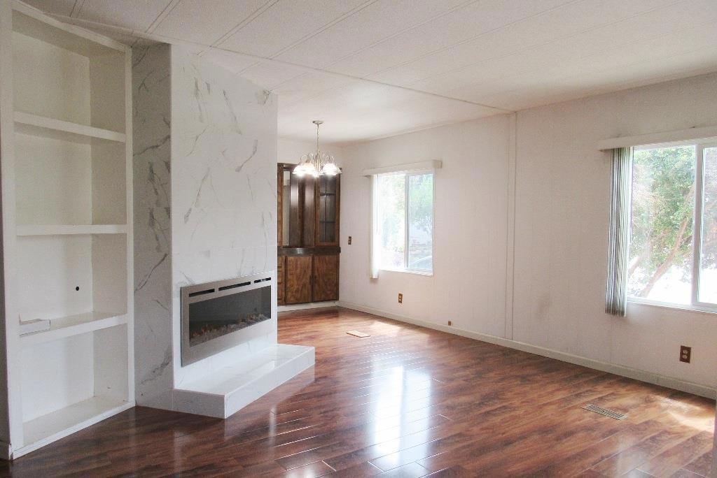 4271 N First Street 41