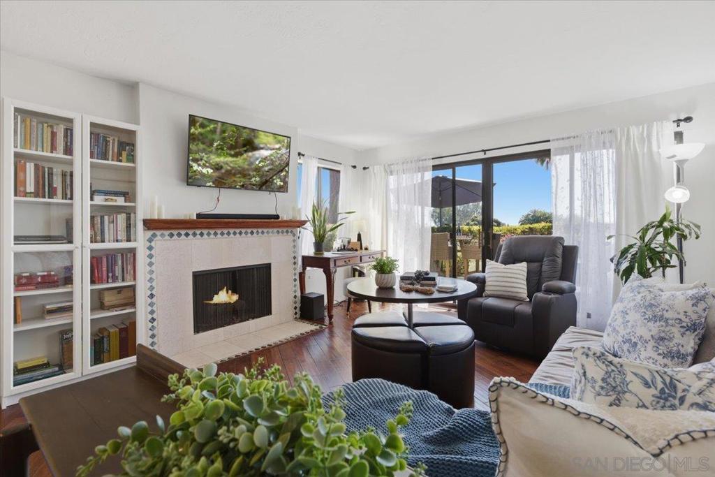 3770 Crown Point 103