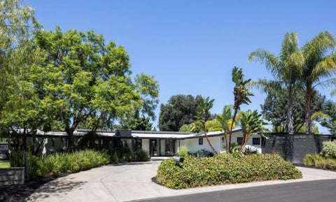 Photo of 774 Betty Court, Sunnyvale, CA 94086 (MLS # ML82055544)