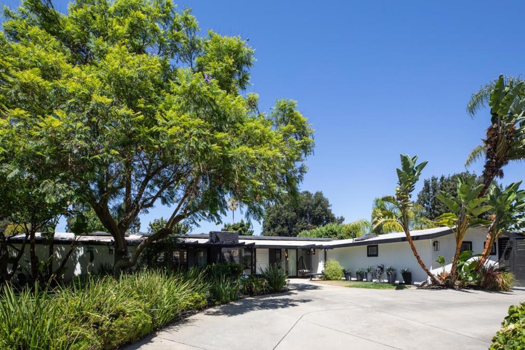 774 Betty Court