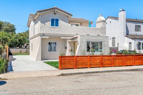 Tiny photo for 175 E Lewis Street, Ventura, CA 93001 (MLS # V1-39263)