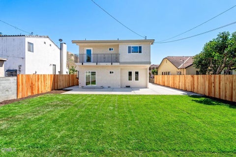 Tiny photo for 175 E Lewis Street, Ventura, CA 93001 (MLS # V1-39263)