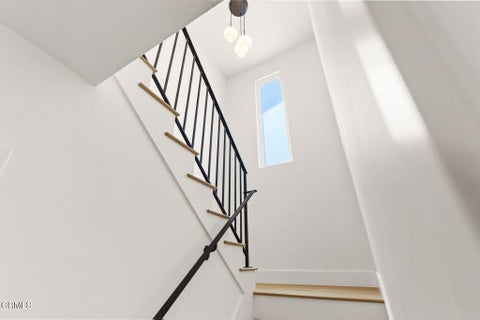 Tiny photo for 175 E Lewis Street, Ventura, CA 93001 (MLS # V1-39263)
