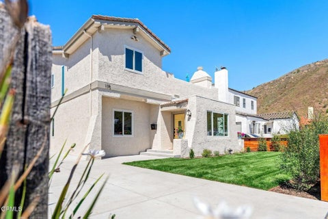 Photo of 175 E Lewis Street, Ventura, CA 93001 (MLS # V1-39263)