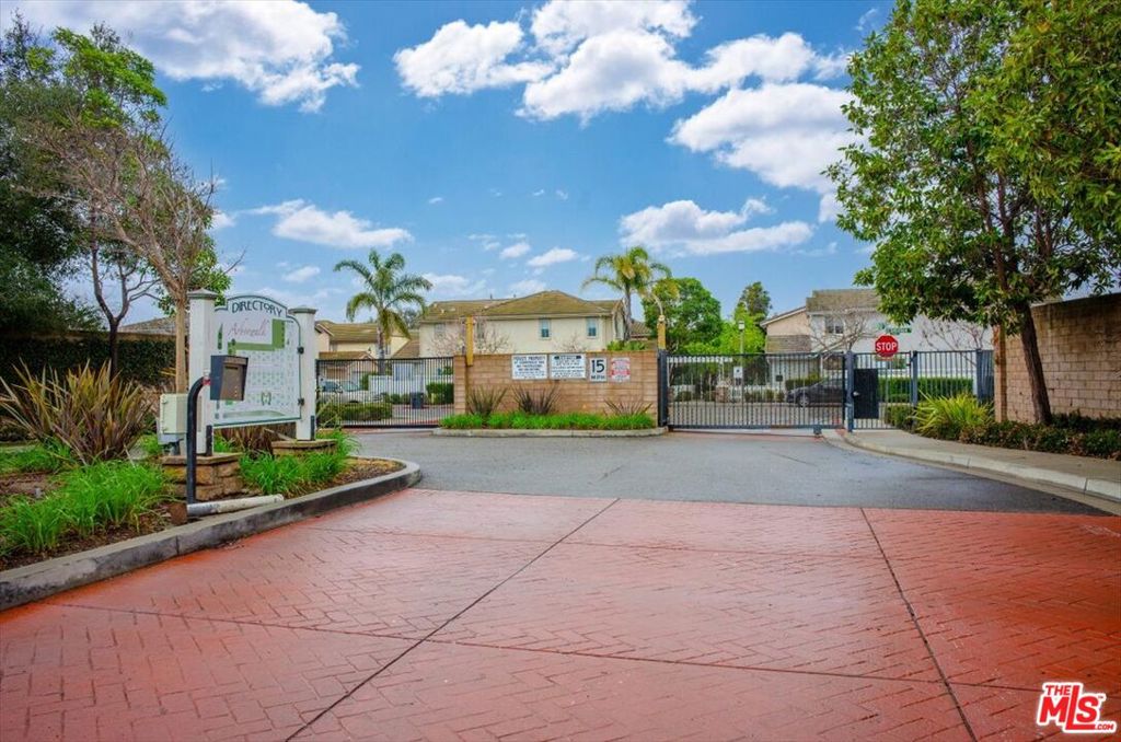 2228 Cordoban Lane