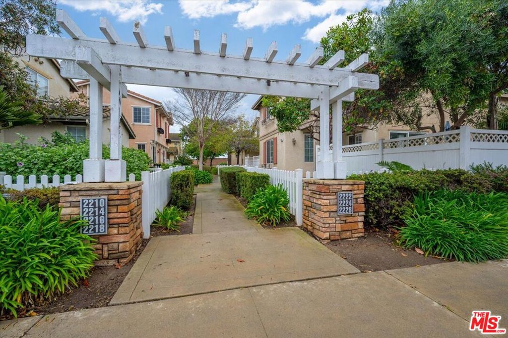 2228 Cordoban Lane