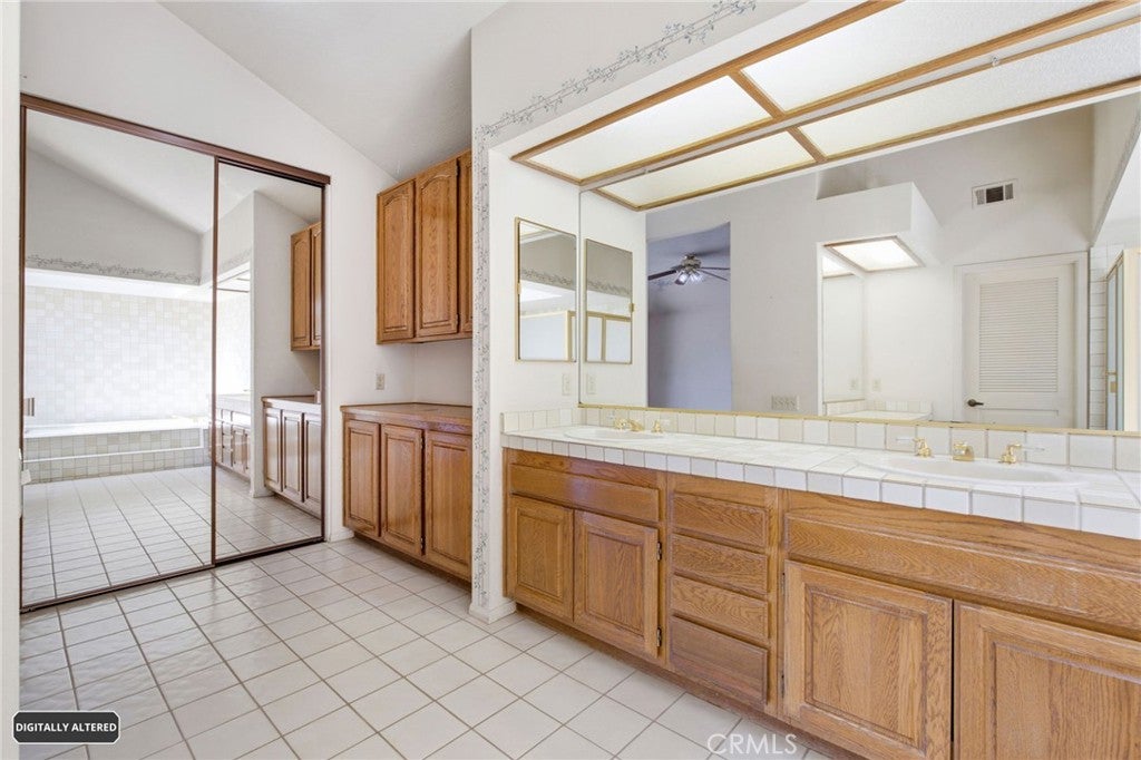 23021 Tiagua, Mission Viejo CA 92692 - Photo 35