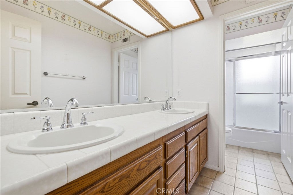 23021 Tiagua, Mission Viejo CA 92692 - Photo 38