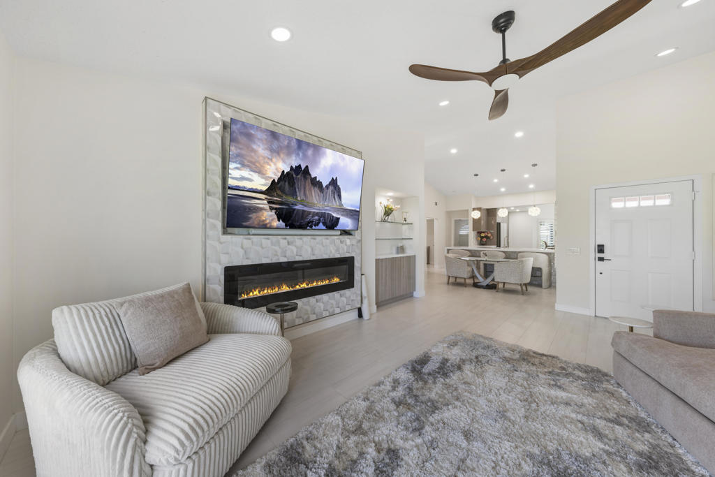 Desert Falls C.C. - Residential Lease