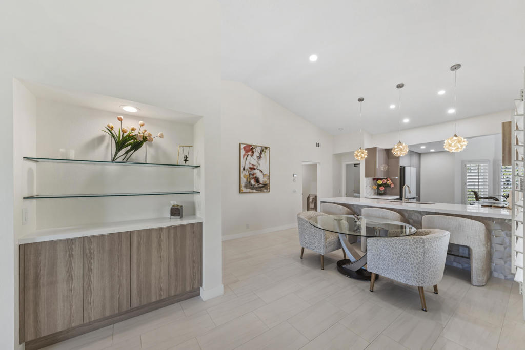 Desert Falls C.C. - Residential Lease