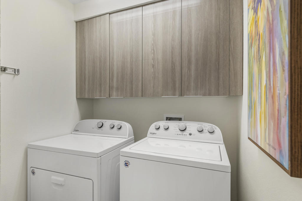 Desert Falls C.C. - Residential Lease