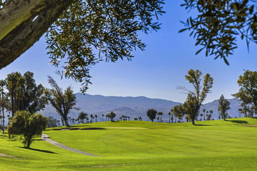 Desert Falls C.C. - Residential Lease