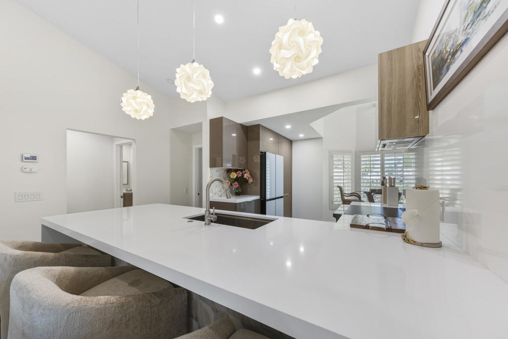 Desert Falls C.C. - Residential Lease