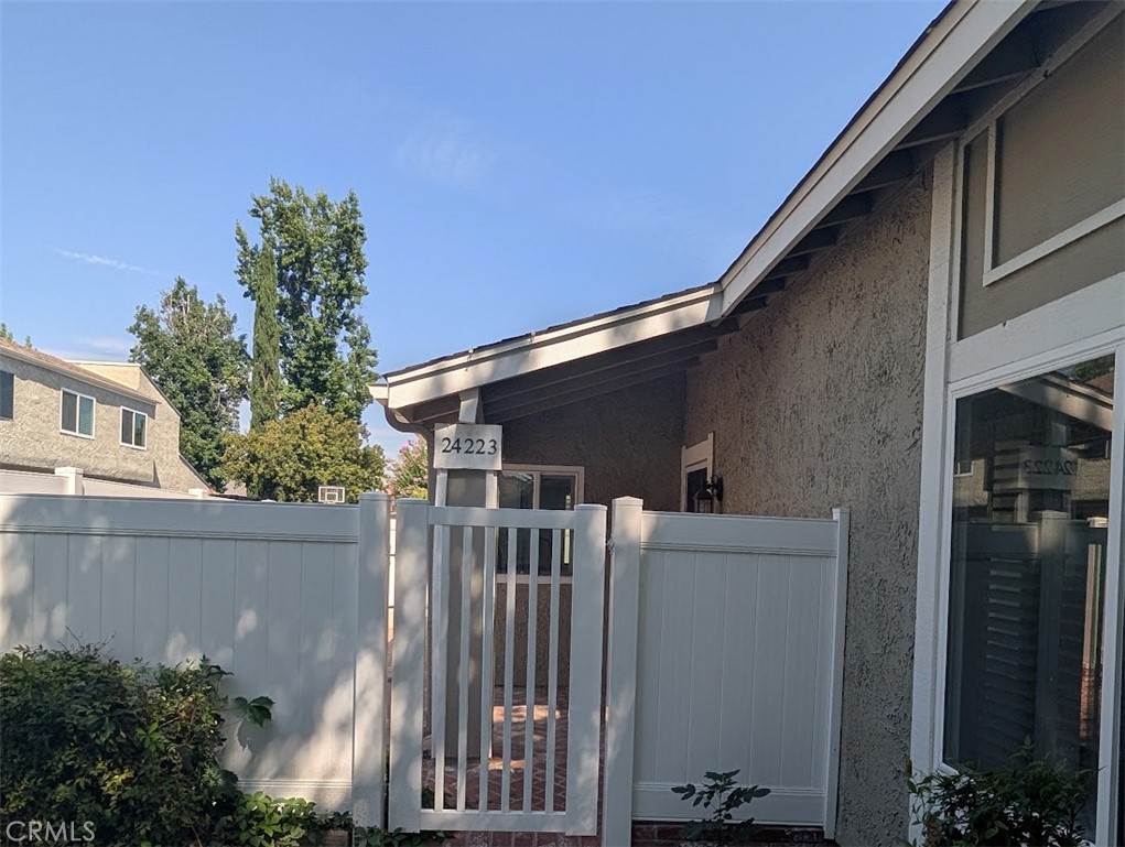 Fairways (FRWY) - Residential Lease