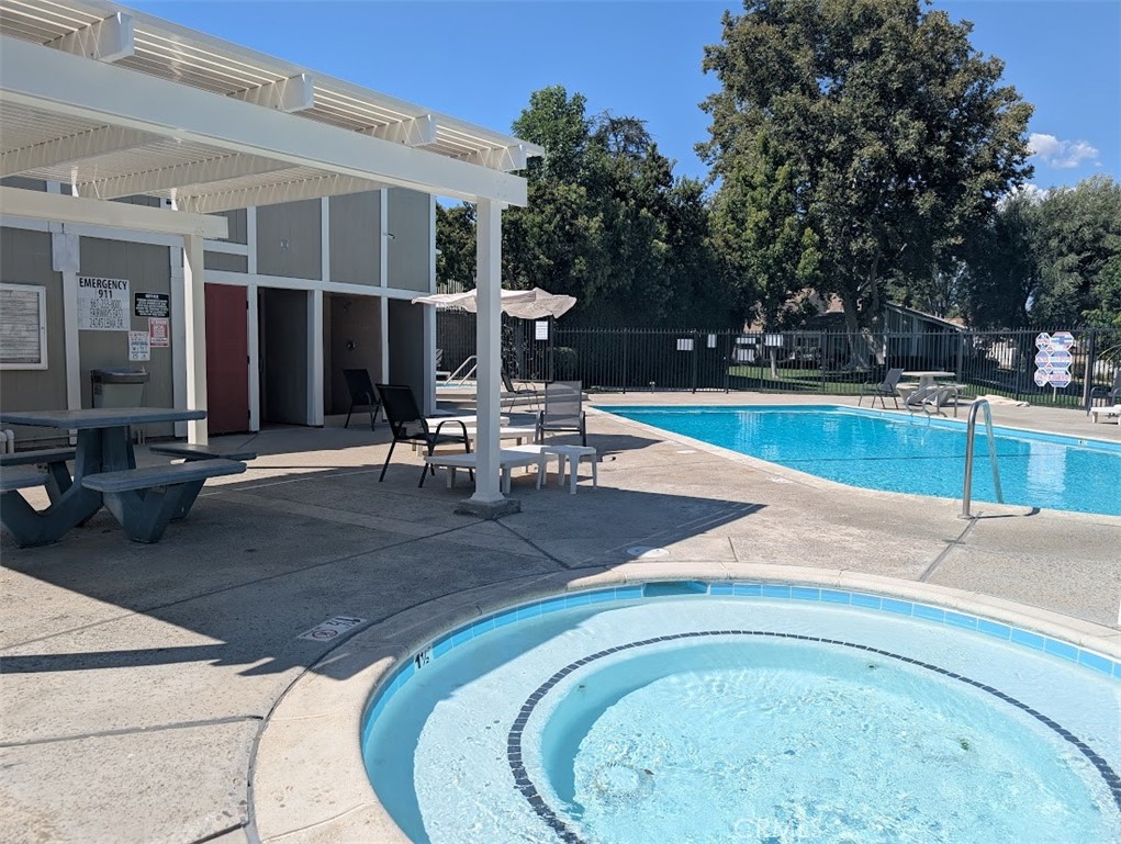 Fairways (FRWY) - Residential Lease