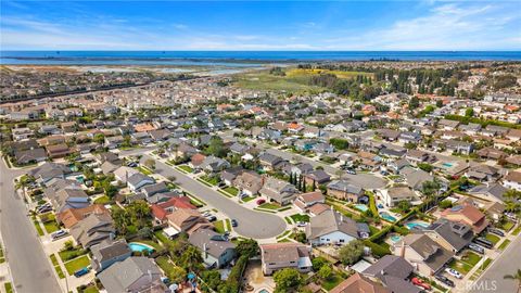 Photo of 17081 Pleasant Cir, Huntington Beach, CA 92649 (MLS # OC26071532)