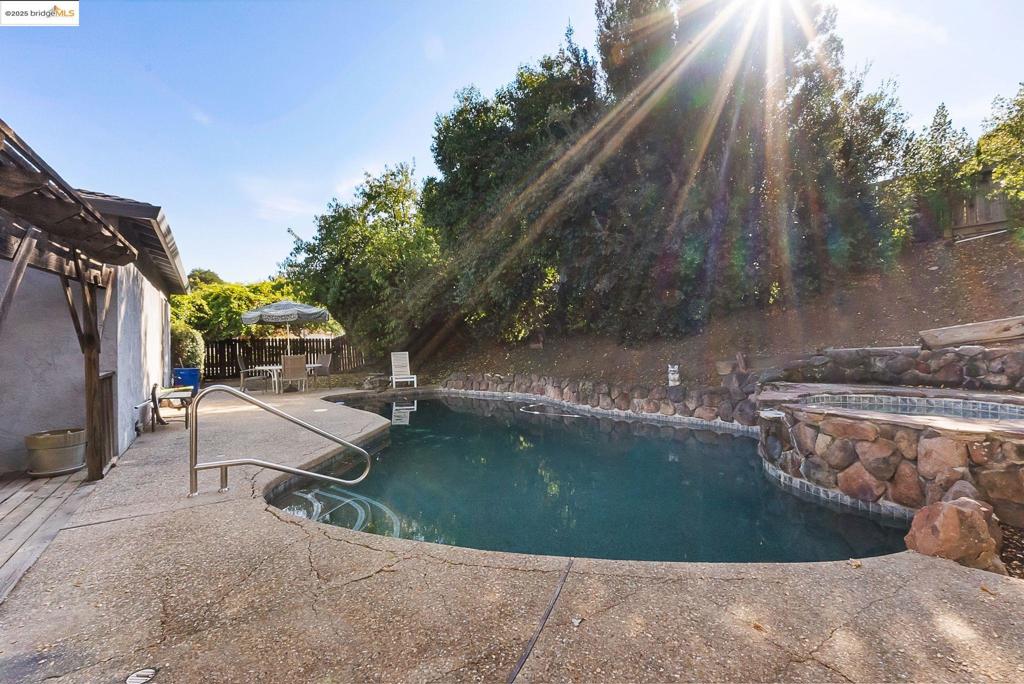 PITTSBURG HEIGHT - Residential