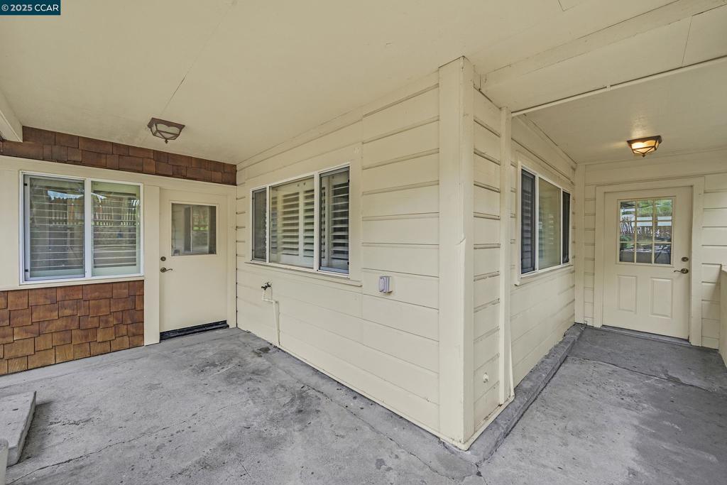 OLD PINOLE BAY - Residential