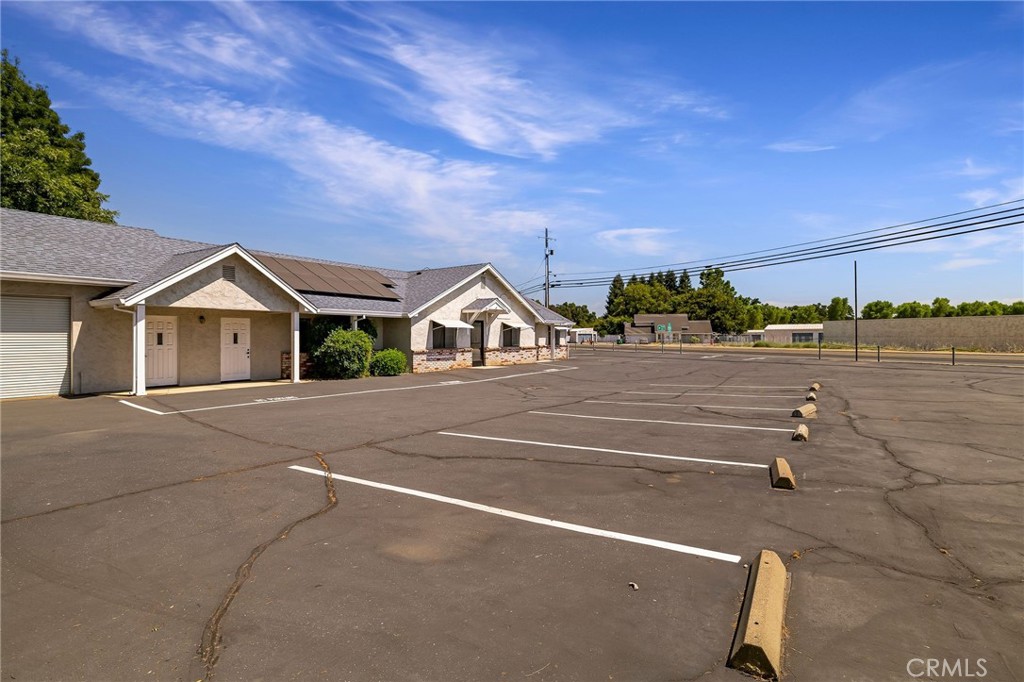 Remodeled professional office. Great location with direct exposure to Hwy 32. Property includes prominent building and monument signage, ample private parking, and owned solar. Functional floorplan includes reception / waiting, multiple private offices with windows, conference room, IT / storage, and private restrooms.