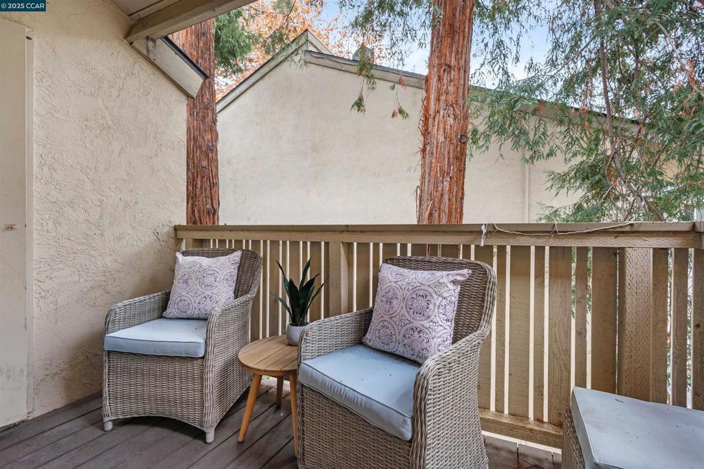 OAK ROAD STATION - Residential