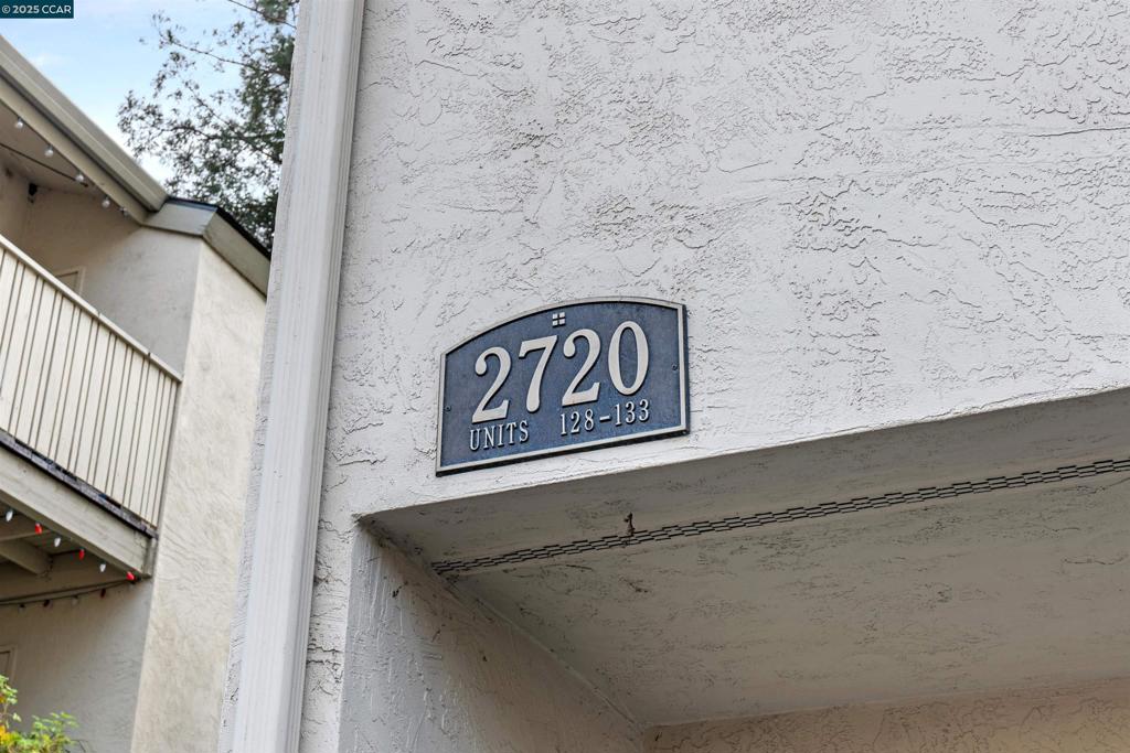 OAK ROAD STATION - Residential