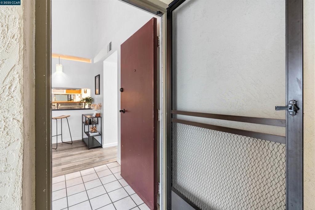 OAK ROAD STATION - Residential