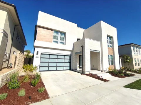 MLS: OC26162493