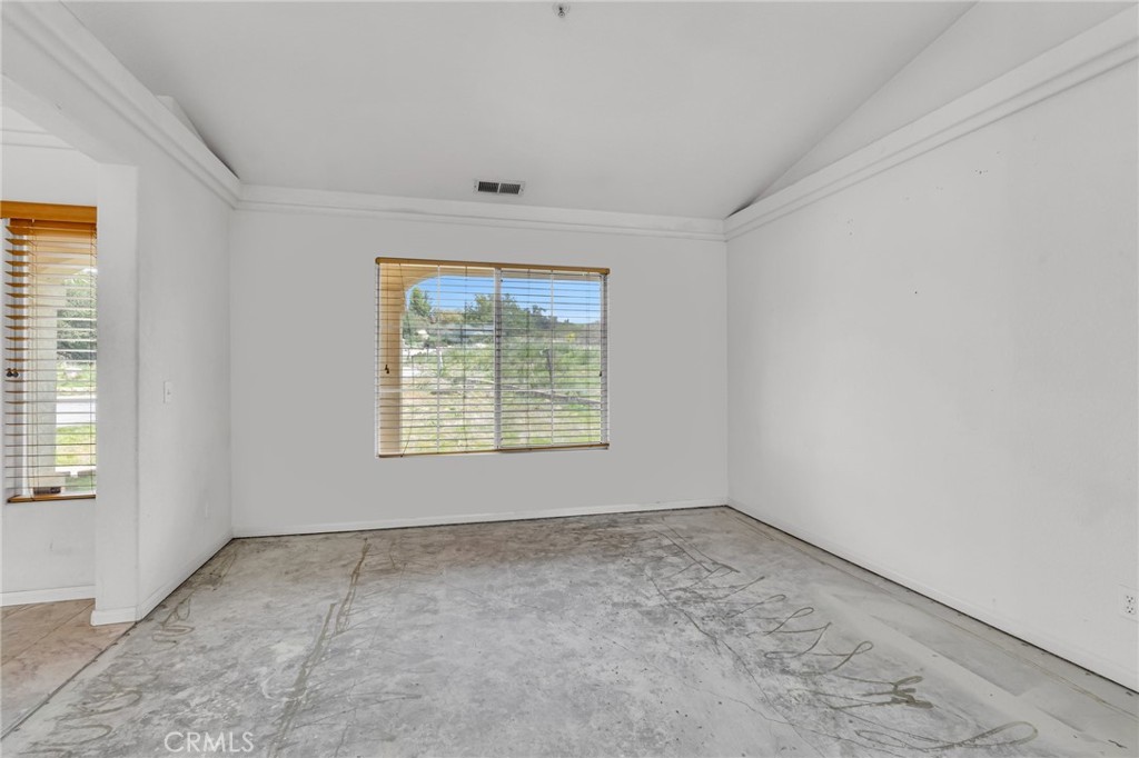 23164 Vista Ramona Road