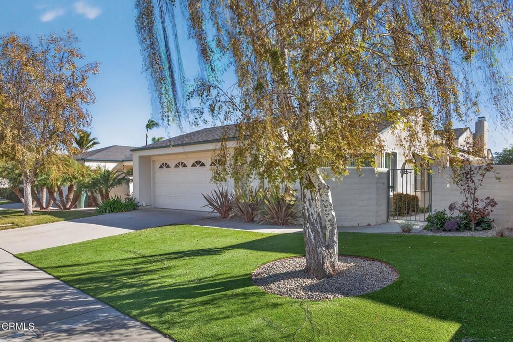 Photo of 8038 Agate Street, Ventura, CA 93004 (MLS # V1-33115)