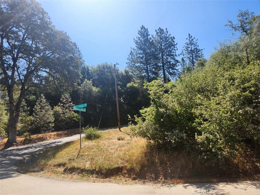 0 047-048 Texas Hill Road