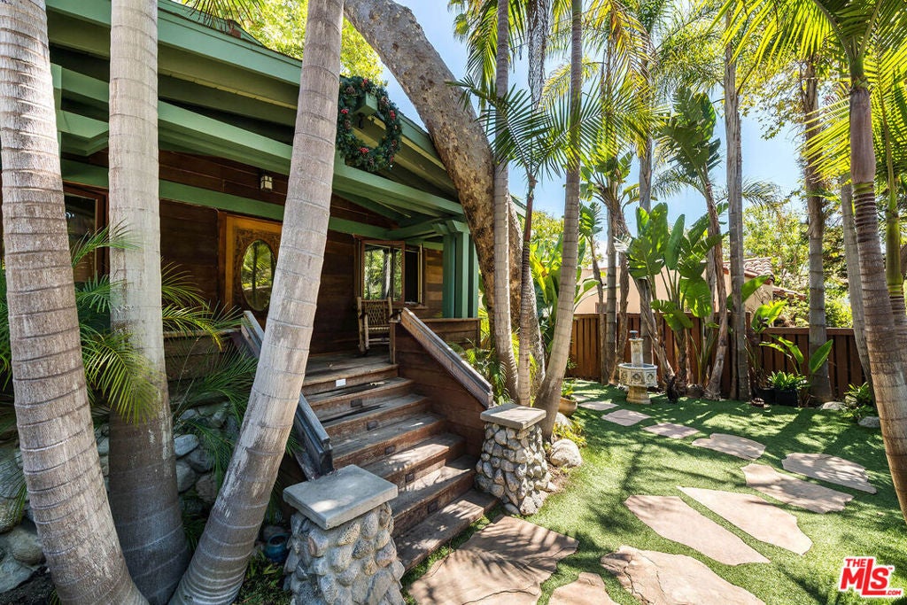 Photo of 454 N East Rustic Road, Santa Monica, CA 90402 (MLS # 26944329)