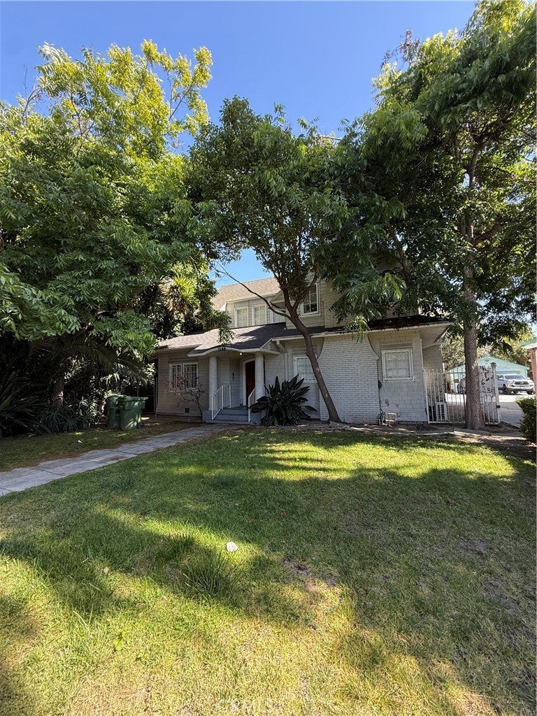 1188 W 28th ST