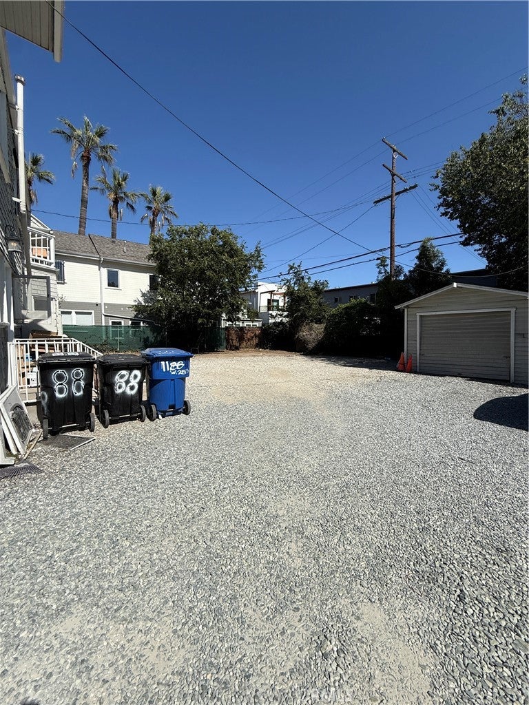 1188 W 28th